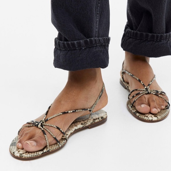 H&M Snakeprint Python Strappy Sandals Size 40 or US 9 Beige Tan Black - Picture 1 of 5